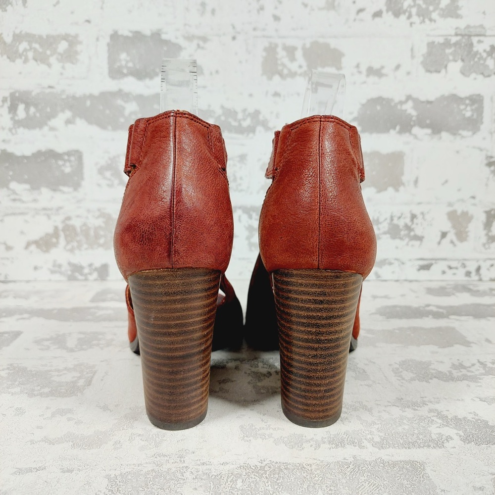 NEW Lucky Brand Laciann Burgundy Peep Toe Block Heel Leather Ankle Boots K976 - Picture 5 of 14